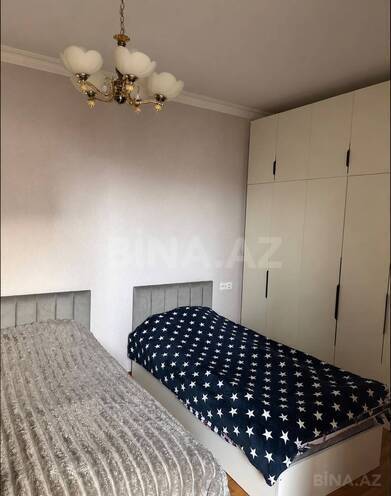 Продается 2-комн. вторичка 52 м², м. Азадлыг проспекти, photo 3 from 9