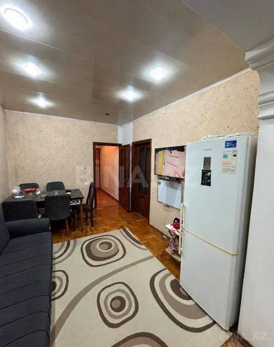 Продается 2-комн. вторичка 52 м², м. Азадлыг проспекти, photo 5 from 9