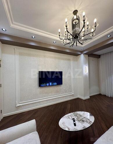 Продаётся 3-комн. новостройка 87 м², м. Нефтчиляр, photo 3 from 13