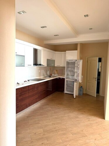 Продается 3-комн. новостройка 100 м², м. Низами, photo 5 from 10