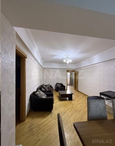 İcarəyə verilir 3 otaqlı köhnə tikili 80 m², Gənclik m., photo 1 from 8