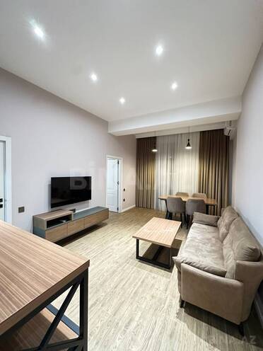 Продаётся 2-комн. новостройка 56 м², Насиминский  р., photo 1 from 18