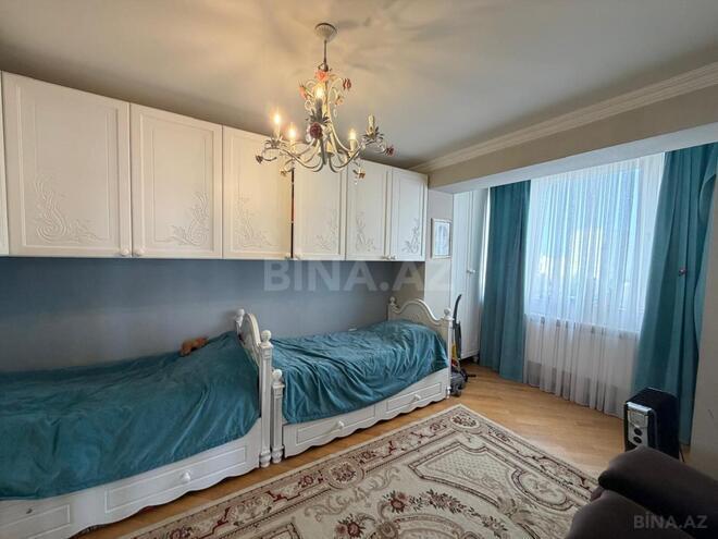 Продаётся 3-комн. вторичка 80 м², м. 8 ноября, photo 13 from 19