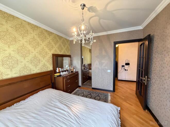 Продаётся 3-комн. вторичка 80 м², м. 8 ноября, photo 7 from 19