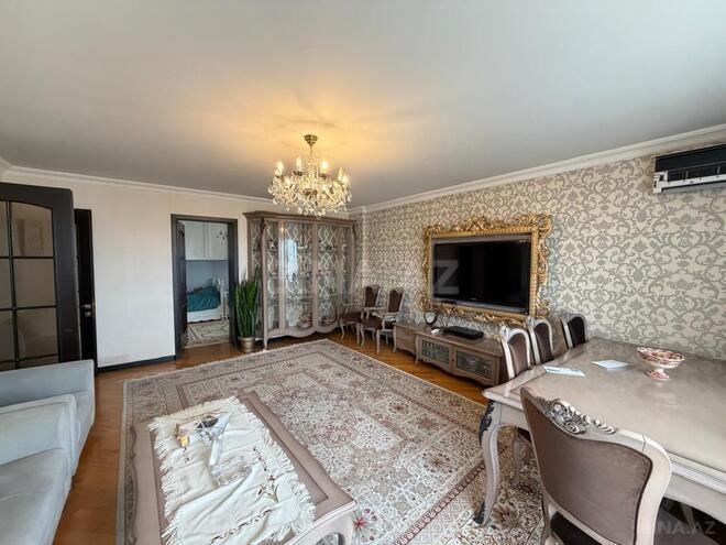 Продаётся 3-комн. вторичка 80 м², м. 8 ноября, photo 3 from 19