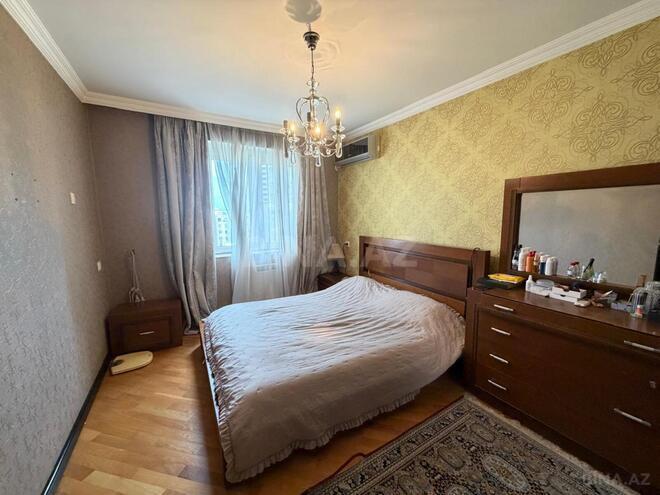 Продаётся 3-комн. вторичка 80 м², м. 8 ноября, photo 8 from 19