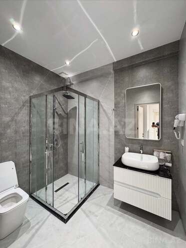 Сдаётся 2-комн. новостройка 70 м², Насиминский  р., photo 10 from 11