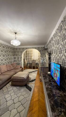 Satılır 3 otaqlı köhnə tikili 64 m², Nəriman Nərimanov m., photo 1 from 11