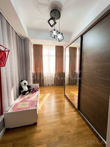 Сдаётся 3-комн. новостройка 100 м², м. Нефтчиляр, photo 9 from 15