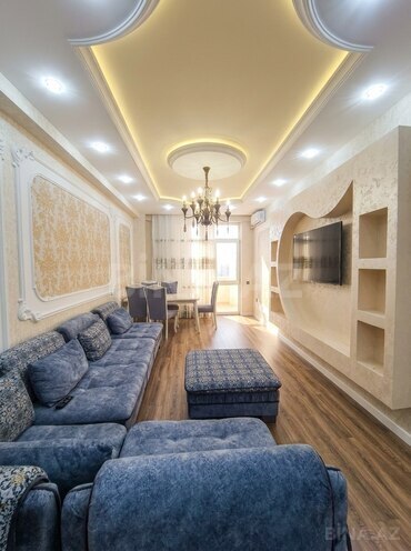 Сдаётся 3-комн. новостройка 125 м², м. Ази Асланов, photo 1 from 14