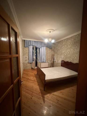 Продаётся 2-комн. вторичка 65 м², м. Иншаатчылар, photo 6 from 11