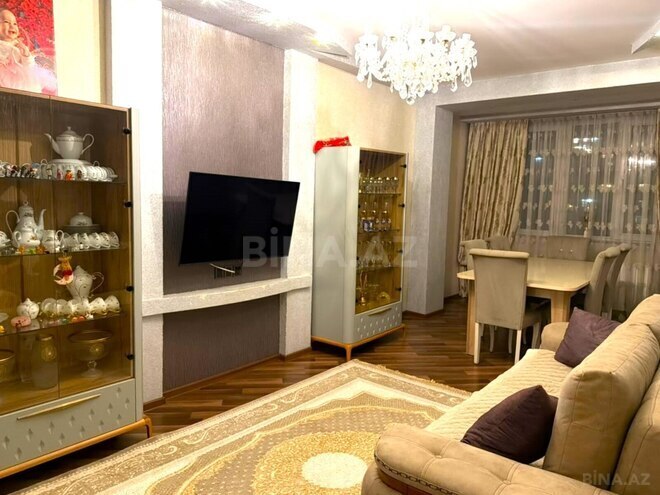 Satılır 4 otaqlı köhnə tikili 110 m², Əhmədli q., photo 1 from 17