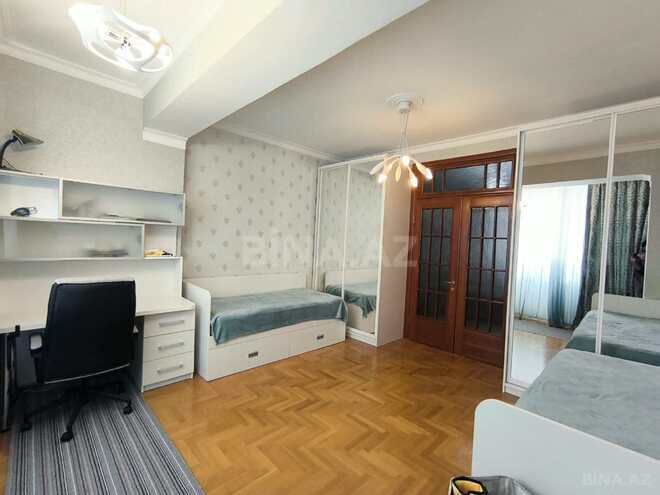 Сдаётся 4-комн. новостройка 150 м², м. Низами, photo 12 from 26