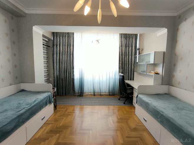 Сдаётся 4-комн. новостройка 150 м², м. Низами, photo 14 from 26