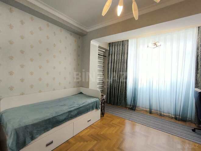 Сдаётся 4-комн. новостройка 150 м², м. Низами, photo 13 from 26