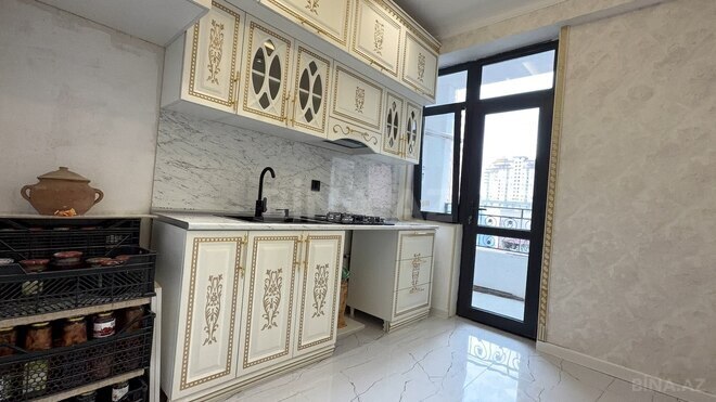 Продается 2-комн. новостройка 68 м², м. Кара Караев, photo 7 from 13
