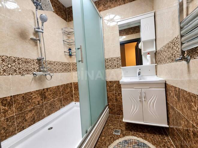 Сдаётся 3-комн. новостройка 120 м², м. Кара Караев, photo 9 from 16