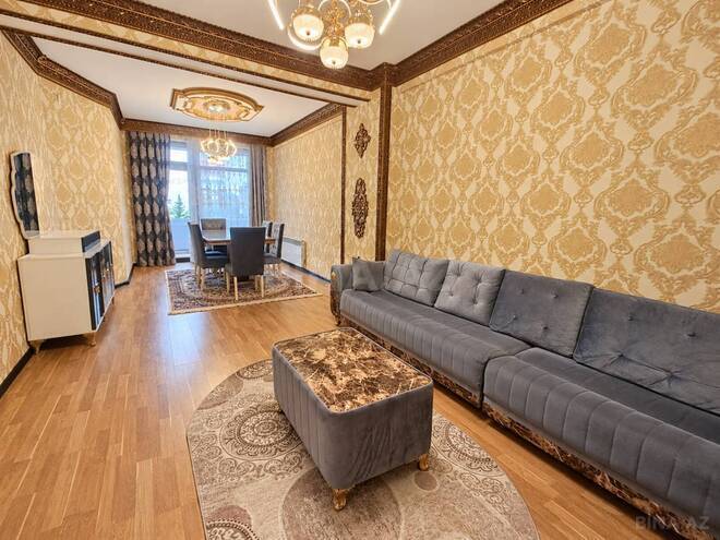 Сдаётся 3-комн. новостройка 120 м², м. Кара Караев, photo 1 from 16