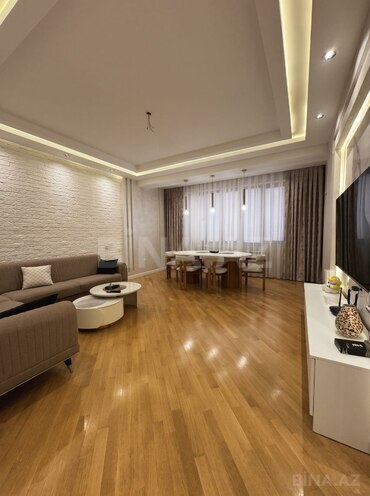 Продается 2-комн. новостройка 80 м², Ясамальский р., photo 1 from 8