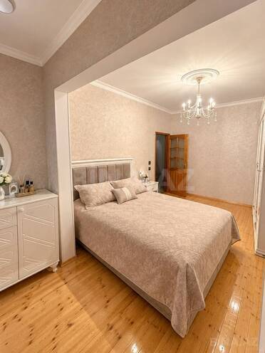 Продается 5-комн. вторичка 135 м², м. Ази Асланов, photo 7 from 15