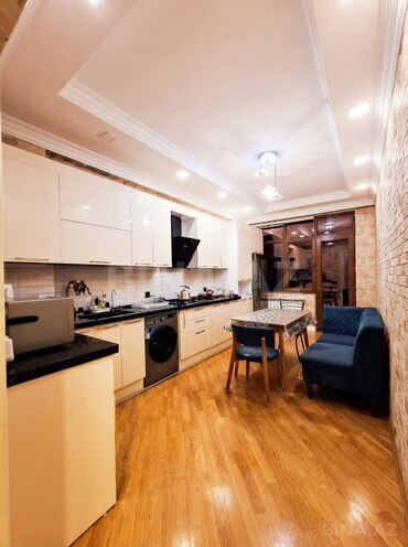 Сдаётся 4-комн. новостройка 110 м², м. Кара Караев, photo 7 from 12
