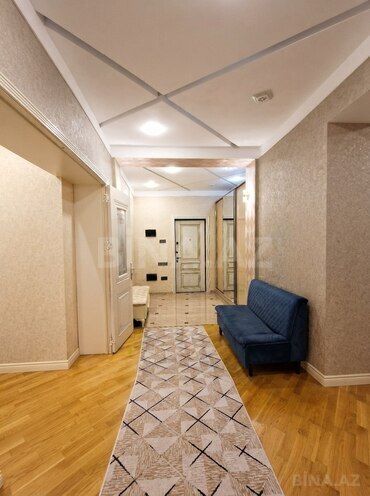 Сдаётся 4-комн. новостройка 110 м², м. Кара Караев, photo 9 from 12