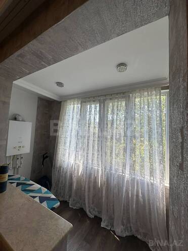 Satılır 2 otaqlı köhnə tikili 45 m², 7-ci mikrorayon q., photo 3 from 10