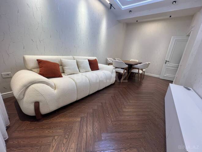 Сдаётся 2-комн. новостройка 80 м², м. Элмляр Академиясы, photo 4 from 25