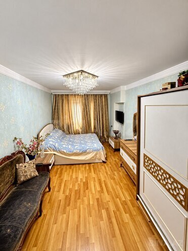 Satılır 5 otaqlı köhnə tikili 135 m², Əhmədli m., photo 6 from 19