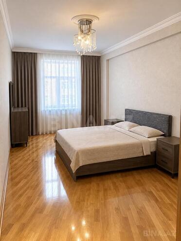 Сдаётся 3-комн. новостройка 130 м², м. 20 января, photo 5 from 9