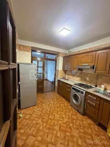 Сдается 4-комн. вторичка 110 м², м. Элмляр Академиясы, photo 14 from 25