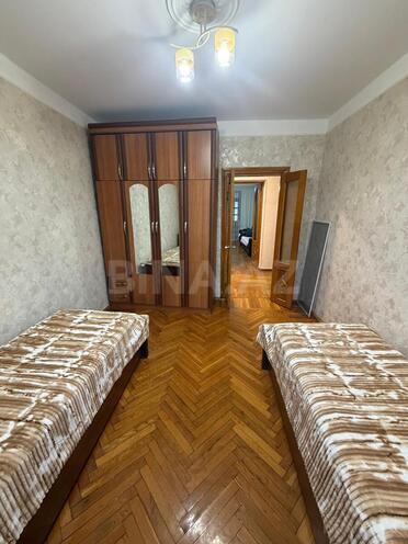 Сдается 4-комн. вторичка 110 м², м. Элмляр Академиясы, photo 11 from 25