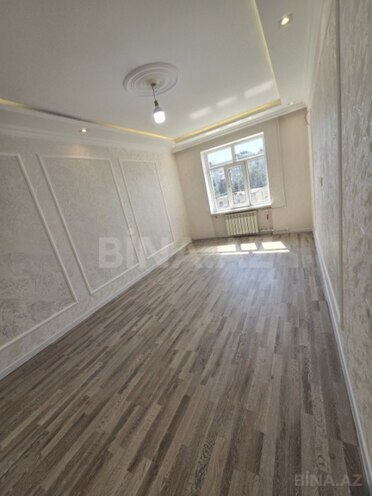 Satılır 2 otaqlı köhnə tikili 65 m², Əhmədli m., photo 1 from 12