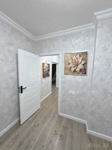 Продаётся 3-комн. вторичка 72 м², м. 8 ноября, photo 1 from 24