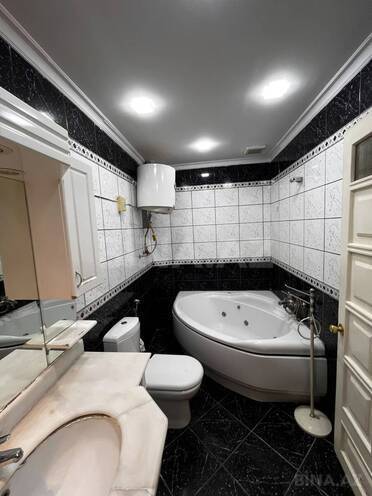 Satılır 5 otaqlı köhnə tikili 150 m², 28 May m., photo 9 from 18