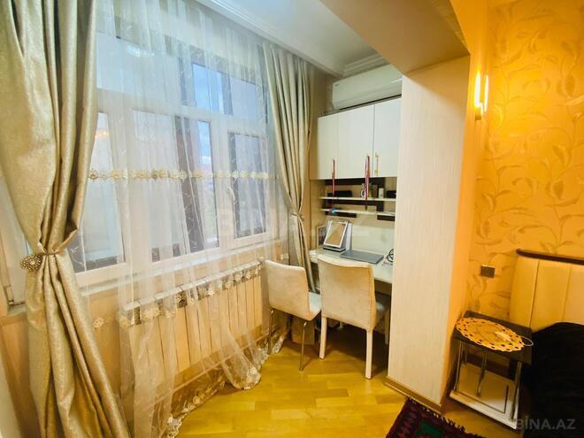 Продается 3-комн. вторичка 80 м², м. Азадлыг проспекти, photo 8 from 19