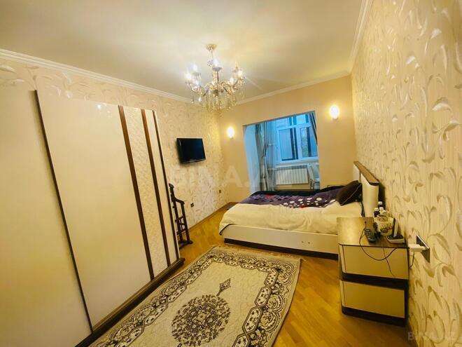 Продается 3-комн. вторичка 80 м², м. Азадлыг проспекти, photo 5 from 19