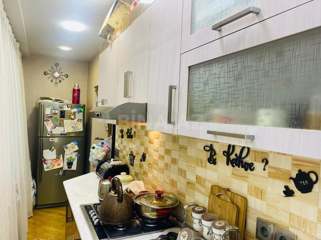 Продается 3-комн. вторичка 80 м², м. Азадлыг проспекти, photo 13 from 19