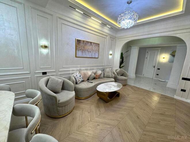 Продаётся 4-комн. новостройка 127 м², Насиминский  р., photo 1 from 21