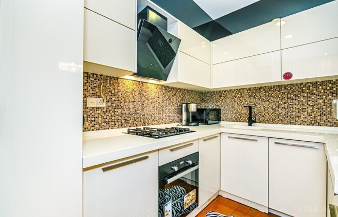 Сдаётся 3-комн. вторичка 85 м², м. Сахил, photo 8 from 12
