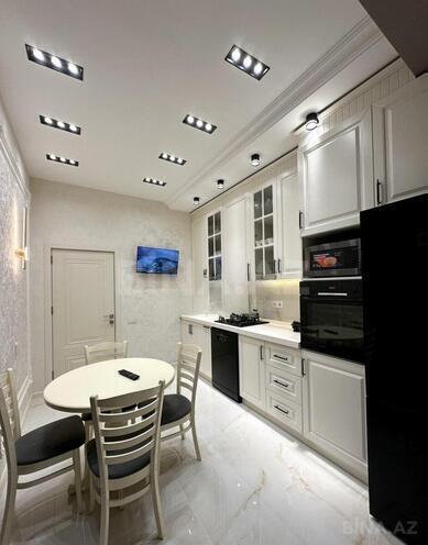Продаётся 3-комн. новостройка 87 м², м. Нефтчиляр, photo 9 from 19