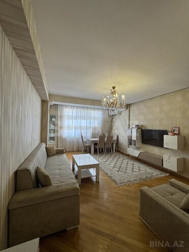 Продаётся 2-комн. новостройка 69 м², м. Кара Караев, photo 3 from 13