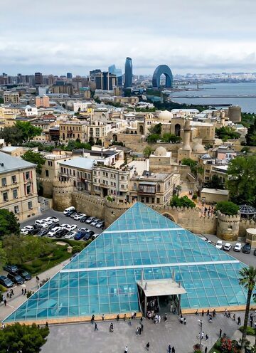 İcarəyə verilir 5 otaqlı köhnə tikili 200 m², İçəri Şəhər m., photo 1 from 20