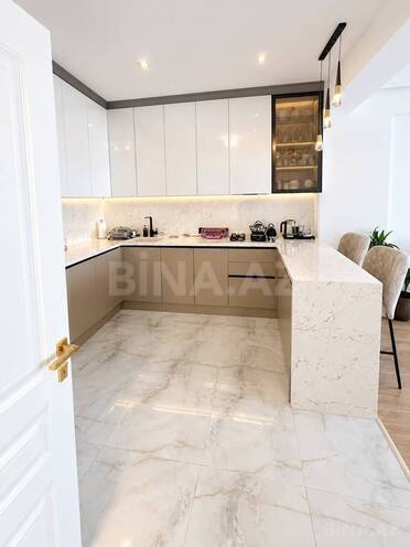 Сдается 3-комн. новостройка 120 м², м. Ази Асланов, photo 4 from 13