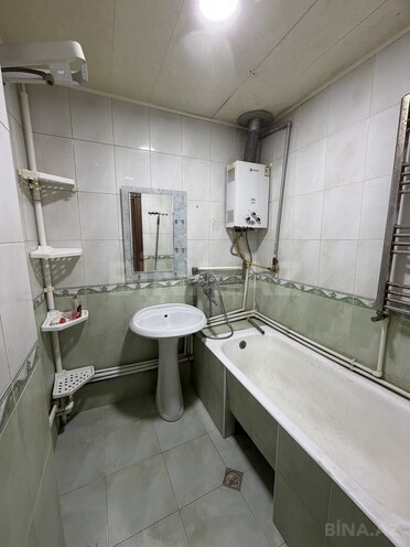 Satılır 4 otaqlı köhnə tikili 100 m², Bakıxanov q., photo 16 from 18