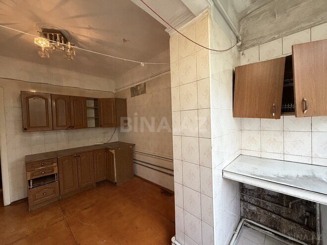 Satılır 4 otaqlı köhnə tikili 100 m², Bakıxanov q., photo 12 from 18