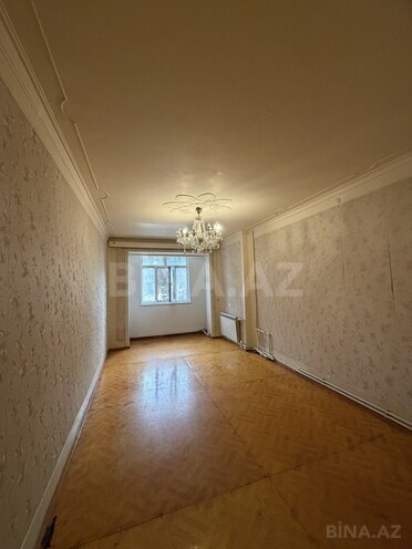Satılır 4 otaqlı köhnə tikili 100 m², Bakıxanov q., photo 9 from 18