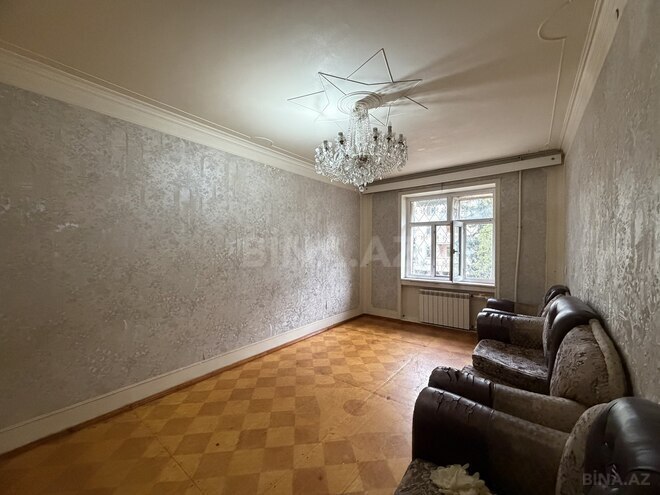 Satılır 4 otaqlı köhnə tikili 100 m², Bakıxanov q., photo 1 from 18