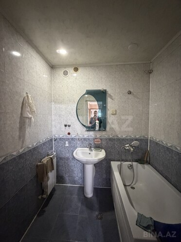 Satılır 2 otaqlı köhnə tikili 60 m², Bakıxanov q., photo 12 from 14