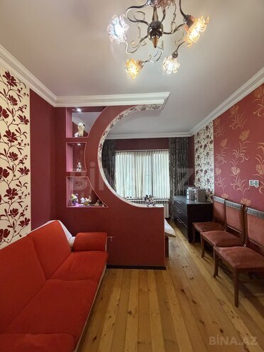 Satılır 2 otaqlı köhnə tikili 60 m², Bakıxanov q., photo 1 from 17